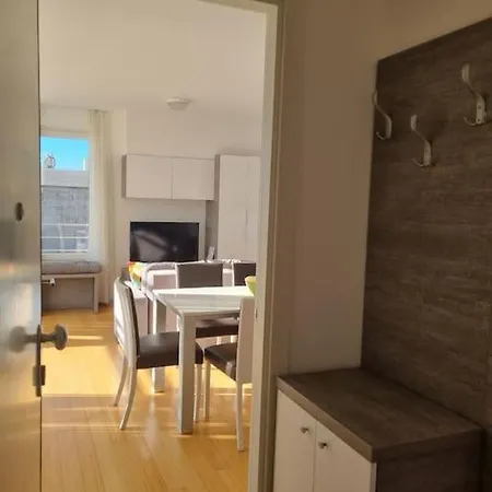 Sunny Sky Punta Skala, View, 75 M To The Petrčane