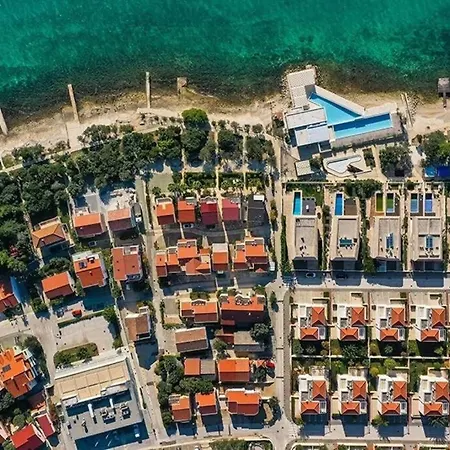 Sunny Sky Punta Skala, View, 75 M To The Petrcane