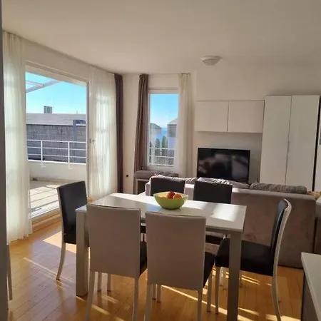 Apartman Sunny Sky Punta Skala, View, 75 M To The